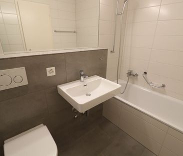 Nähe Mischelicenter- moderne 3 1/2 Zimmer-Maisonettewohnung in Reinach - Foto 4
