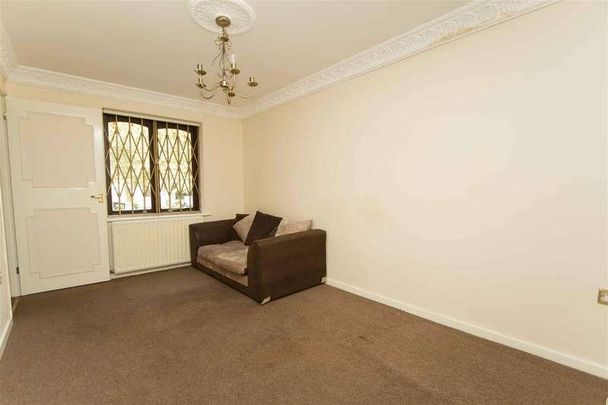 Wheatley Close, Hendon, London, NW4 - Photo 1