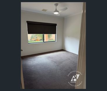 Modern, Energy-Smart Home in Prime Location! - Photo 5