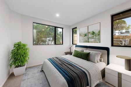 Modern Townhouse in Prime Orakei Location. - Photo 3