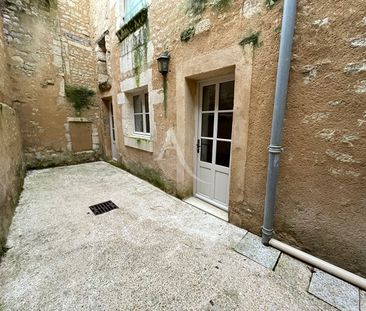 Location Appartement 2 pièces 42m² FONTENAY LE COMTE 85200 - Photo 6