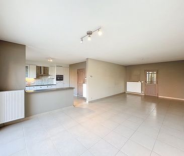 Ruime woning met drie slaapkamers in Ramskapelle. - Foto 2