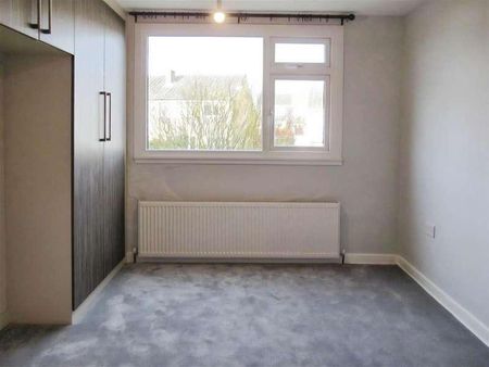 Richmondfield Avenue, Barwick In Elmet, Leeds, LS15 - Photo 2