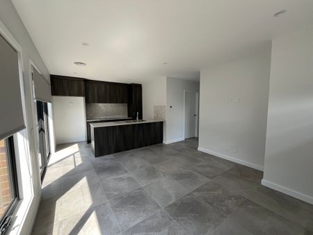 Brand New Townhouse - Photo 5