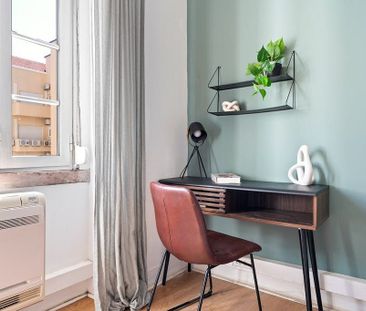 Avenida de Sidónio Pais, Lisbon, Lisbon 1050-215 - Photo 2