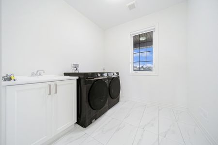 For Lease - 4 Elderberry Way, Adjala-Tosorontio, Ontario - Photo 3