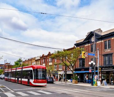 Strada — 1 Bedroom available at 555 College Street, Toronto - Photo 3