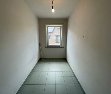 LEDE - Rijwoning vlakbij de dorpskern. - Foto 5