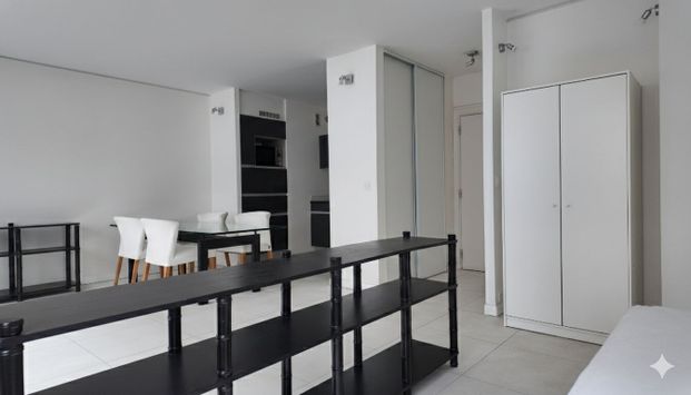 Location appartement 1 pièce, 40.29m², Paris 15 - Photo 1