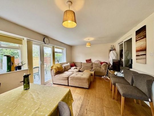 4 bedroom house to rent - Photo 1