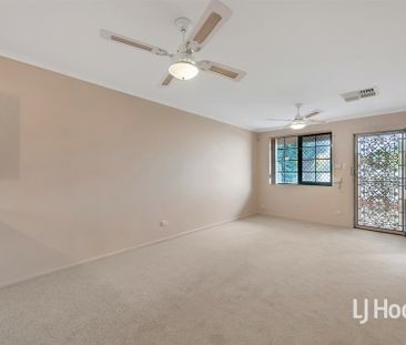 Charming 2 Bedroom Home in Prime Location - Photo 4