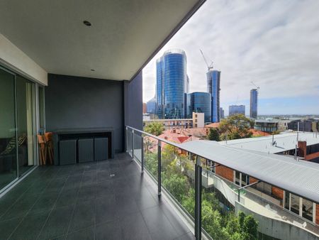 18/33 Malcolm Street, West Perth WA 6005 - Photo 4