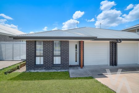 62b Redgum Circuit, Aberglasslyn NSW 2320 - House For Rent | Domain - Photo 5