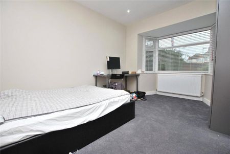 6 bedroom semi-detached house to rent - Photo 4