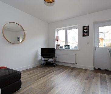 2 bedroom house to rent - Photo 2