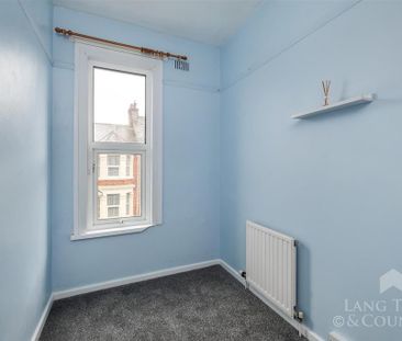 2 bedroom apartment to rent - Photo 6