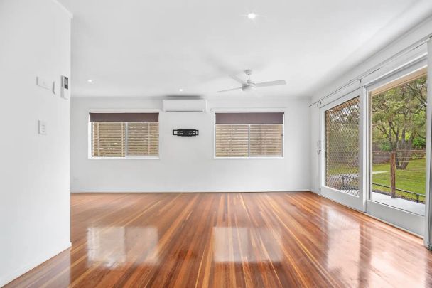 “Hillside Hideaway Awaits!” - Photo 1