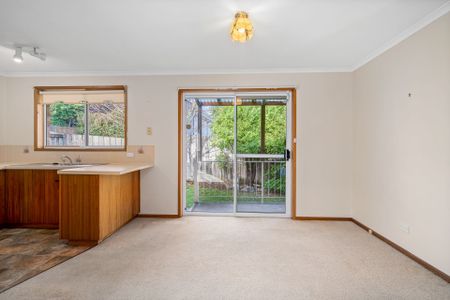 Comfortable Low-Maintenance Living in Geilston Bay - Photo 4