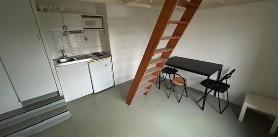 Location Appartement 1 pièce 14m² AIX EN PROVENCE 90ème - Photo 2