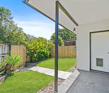 MODERN 1- BEDROOM GRANNY FLAT WITH PRIVATE YARD - Photo 1