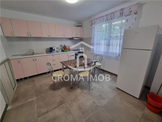 Inchiriere casa tip duplex 5 camere, in Ploiesti, zona Bariera Bucov - Photo 1