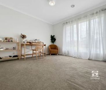 5 Warbler Street, 3875, Bairnsdale Vic - Photo 3