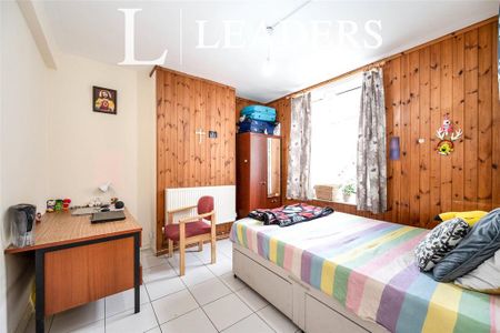 4 bedroom terraced house to rent - Photo 4