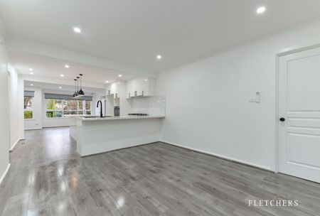 24 Sevenoaks Ave, Croydon VIC 3136 - House For Rent | Domain - Photo 4