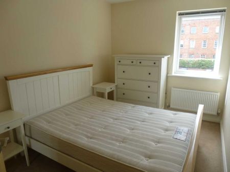 2 bedroom flat to rent - Photo 4