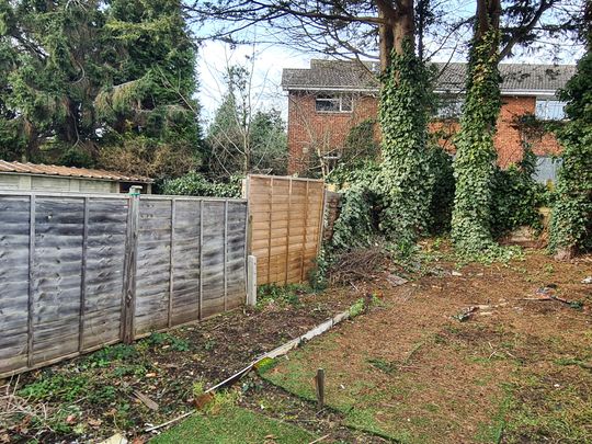 3 bedroom semi-detached house to rent - Photo 1