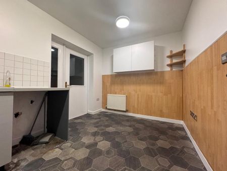 4 bedroom terraced house to rent - Photo 3