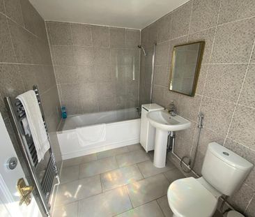 Room in a Shared House, Wyndcliff Road, B9 - Photo 5