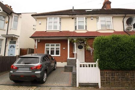 Askew Villas, New River Crescent, N13 - Photo 4
