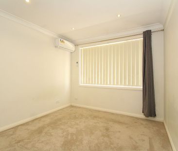 4/28 Spinebill Place, Ingleburn, NSW 2565 - Photo 6