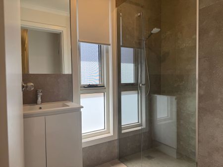 Modern Living in a Prime Location - Photo 3