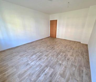 3-Zimmer-Wohnung mit Balkon/ Loggia! - Photo 1