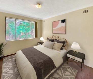 Spacious & Convenient 2-Bedroom Unit in North Parramatta - Photo 3