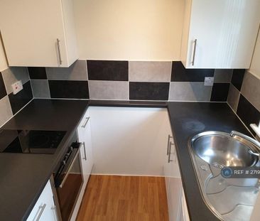 1 bedroom flat to rent - Photo 6