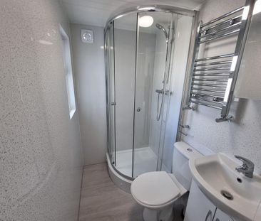 1 bedroom house of multiple occupation to rent - Photo 6