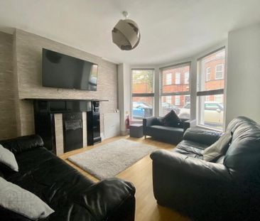 18 Wellington Park Avenue, Belfast, BT9 6DT - Photo 2