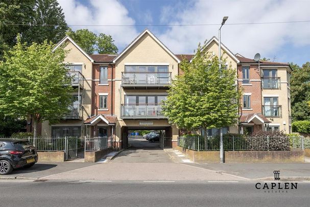 3 bedroom apartment to rent - Photo 1