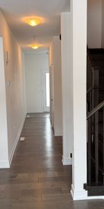 For Lease - 33 Turnberry Lane, Barrie, Ontario - Photo 4