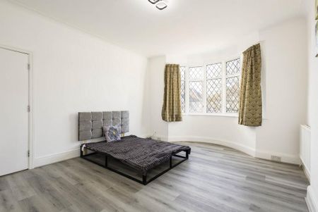 House share to rent - Photo 4