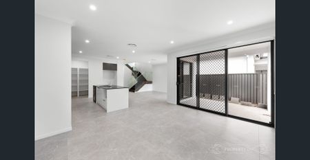 Modern Family Home Available For Lease! - Photo 4