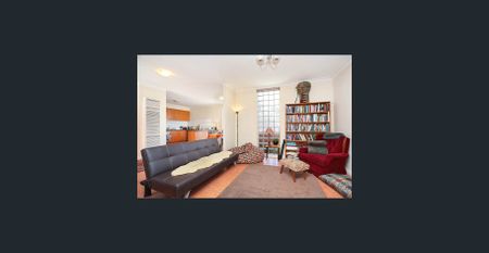 Stylish Urban Living in the Heart of Brunswick - Photo 3