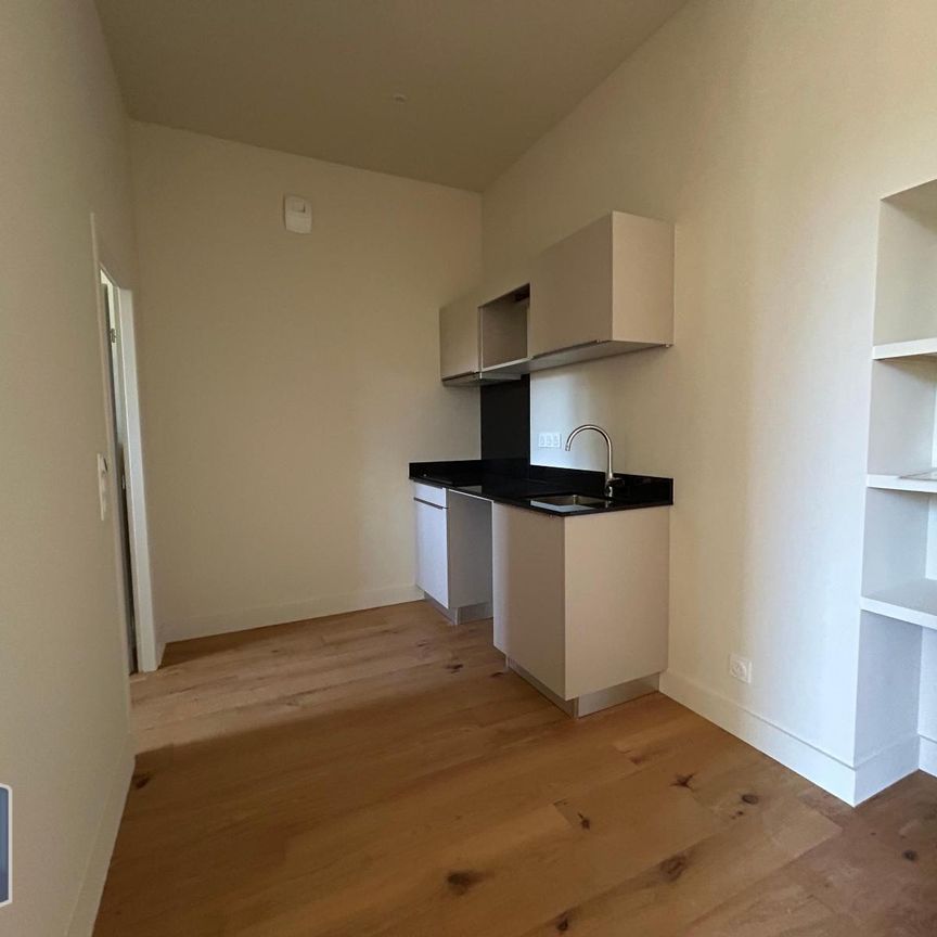 Location Appartement 2 pièces 46m² DOLE 39100 - Photo 1