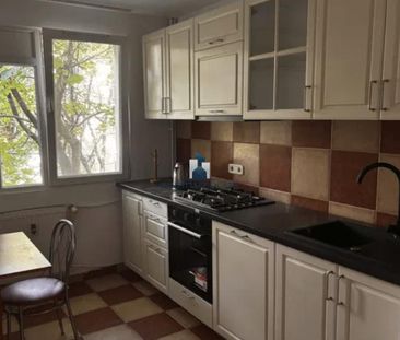 Inchiriere Apartament 3 Camere Decomandat Emil Racovita - Fotografie 1