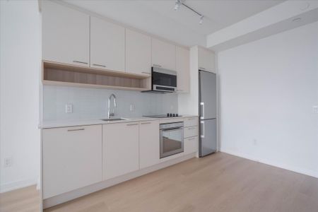 For Lease - 3005 Pine Glen Road Unit# 601, Oakville, Ontario - Photo 2