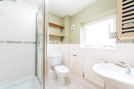 4 bedroom terraced house to rent - Photo 4