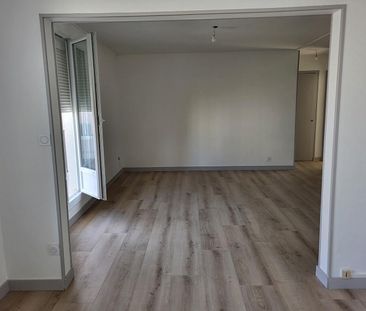 Location Appartement 4 pièces 70m² - Photo 4